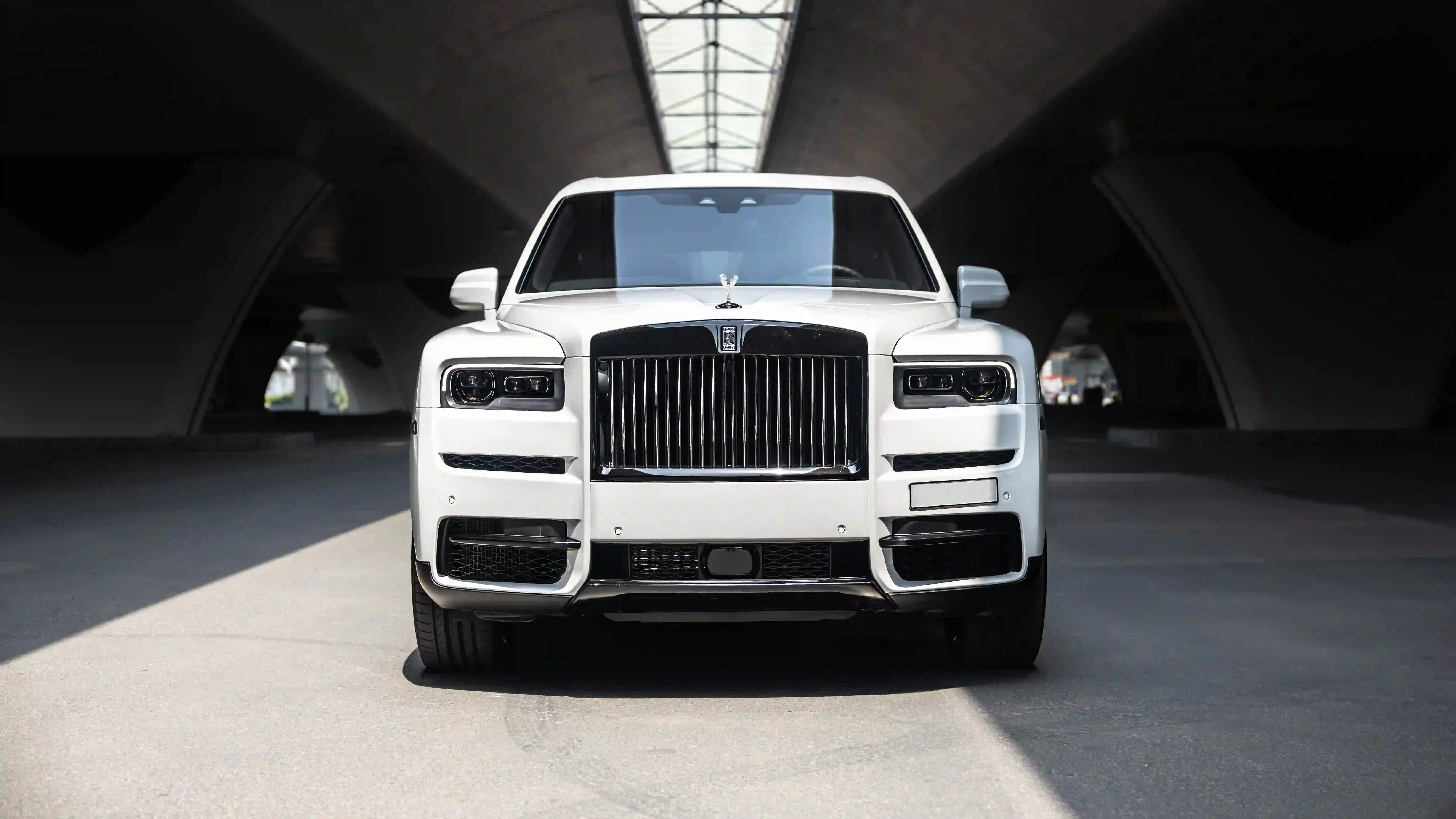 Rolls-Royce White